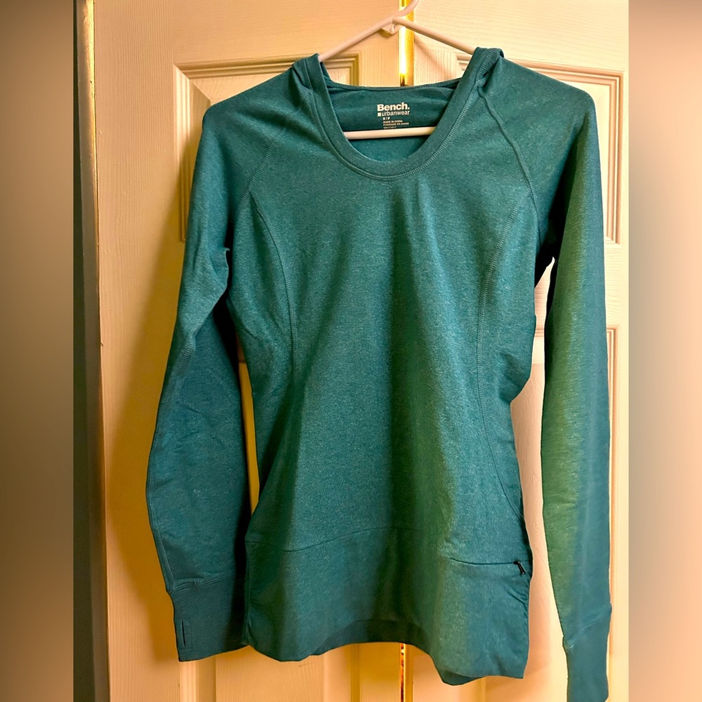 Bench hoodie - Picture 1 of 7